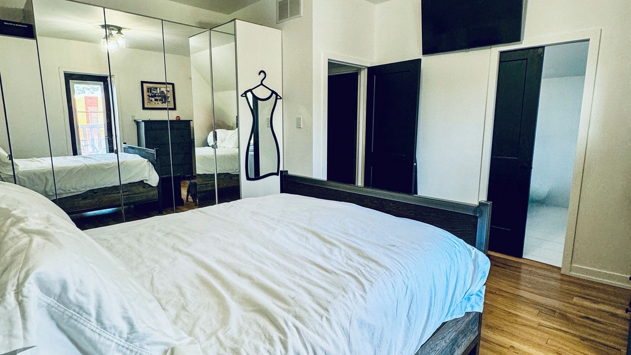 Photo of Bedroom in Little Italy