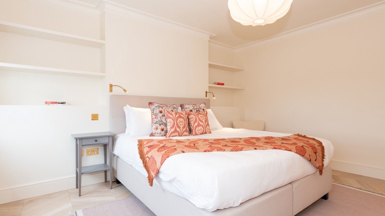 Photo of Bedroom in St. Helen's