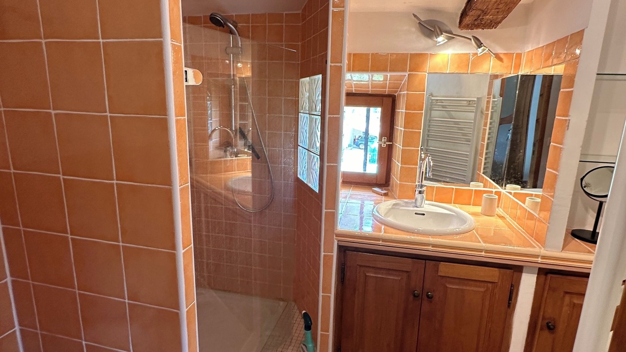 Photo of Bathroom in Le Castellet