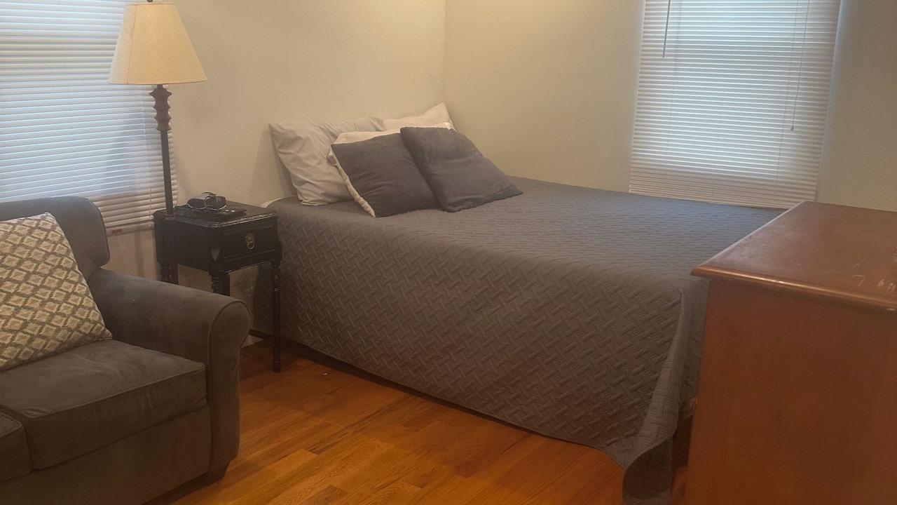 Photo of Bedroom in Kenner - Louis Armstrong International Airport