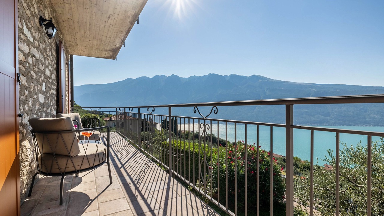 Photo of Patio Balcony in Oldesio