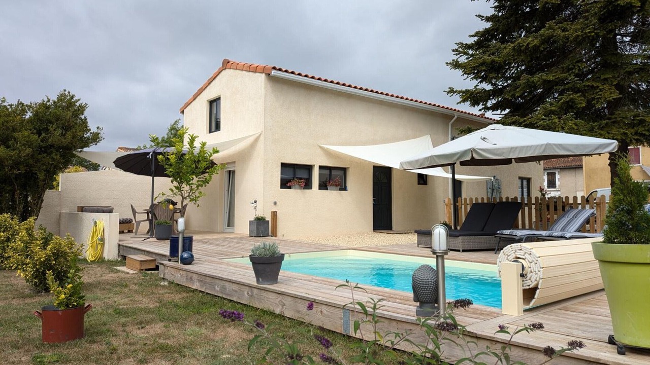 Photo of Outdoor in Baignes-Sainte-Radegonde