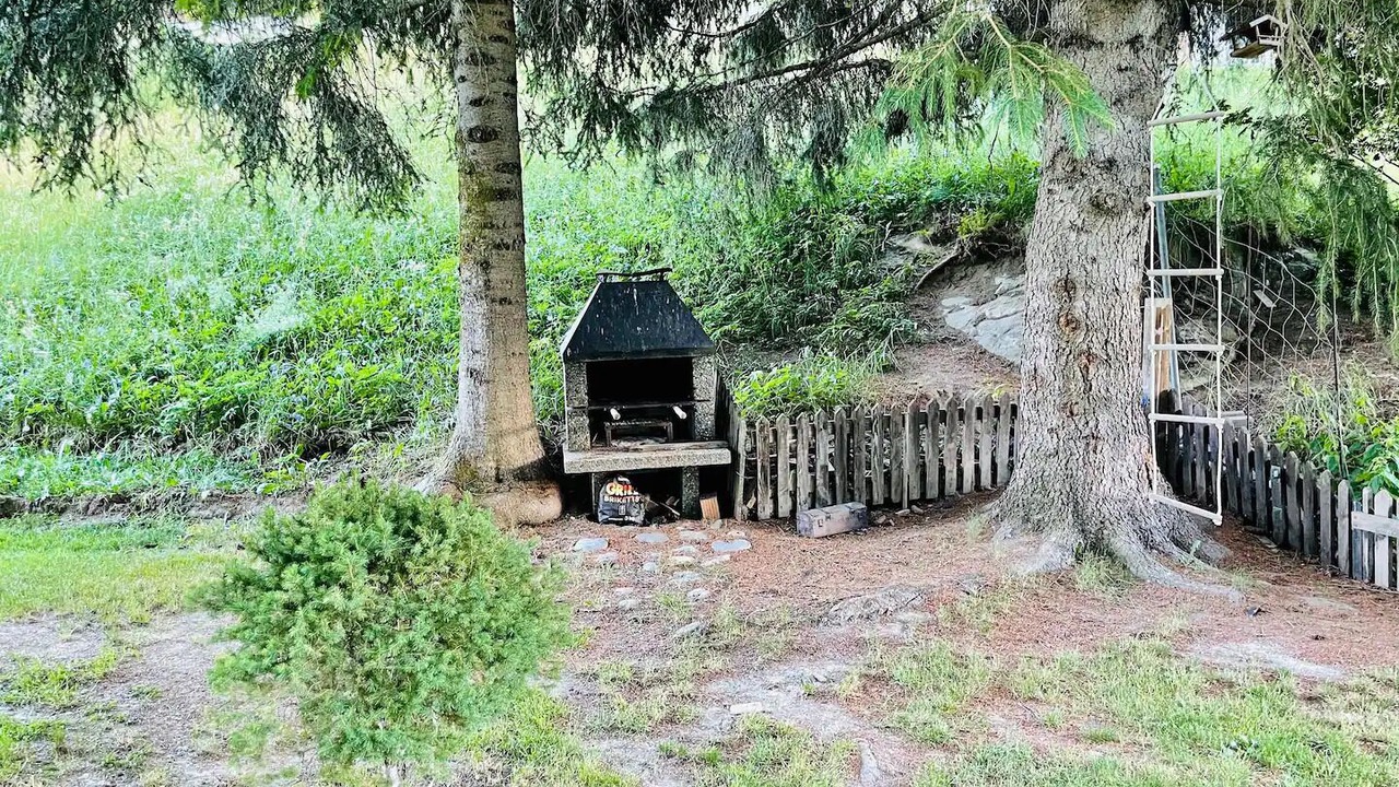 Photo of Outdoor in Taesch