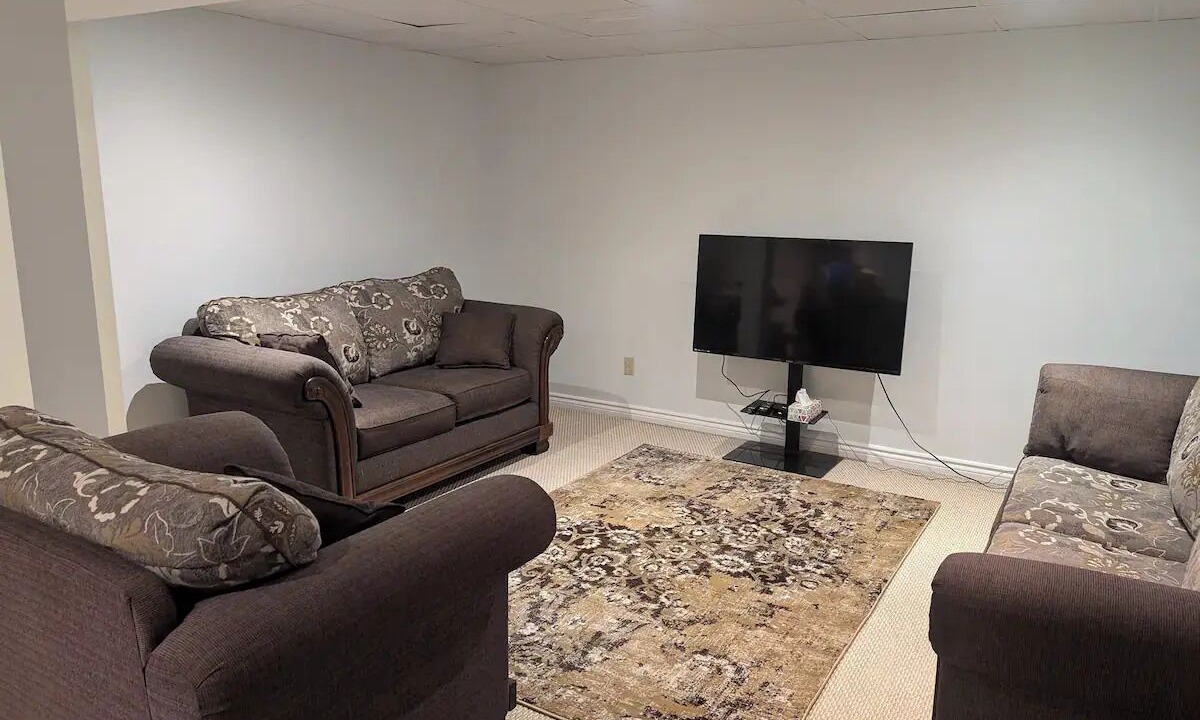 Photo of Livingroom in St. Catharines