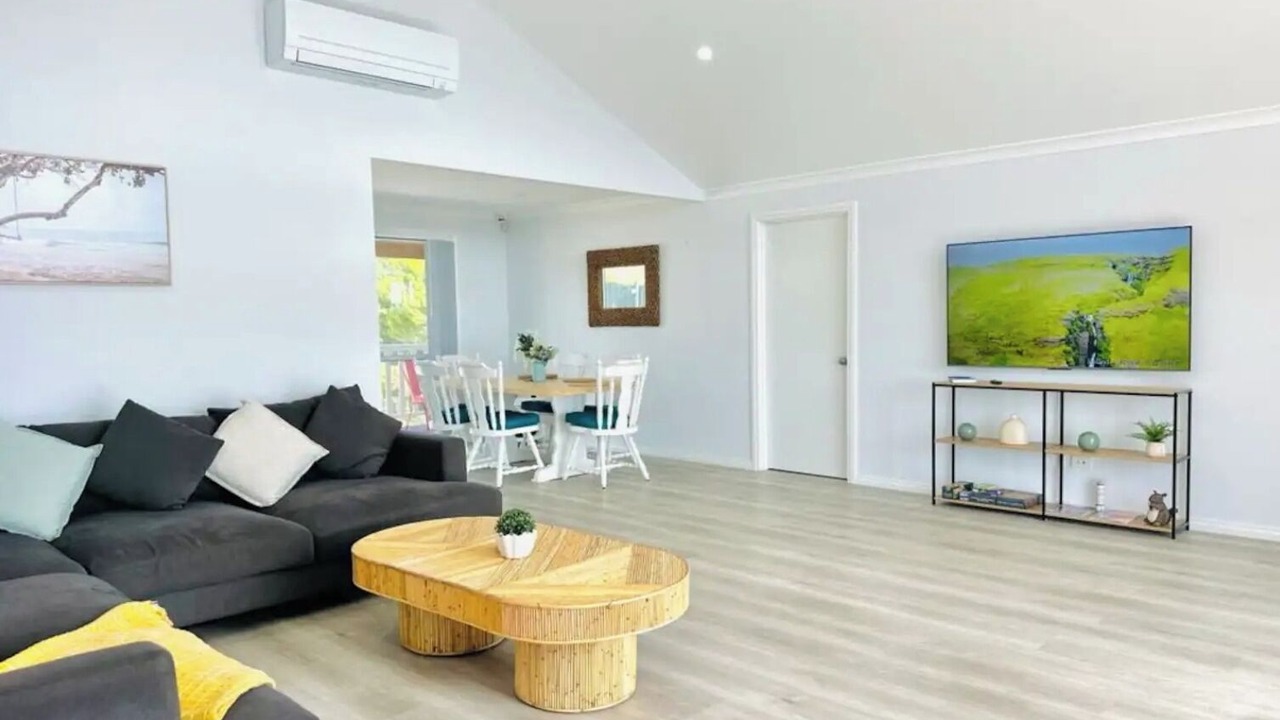 Photo of Livingroom in Preston Beach