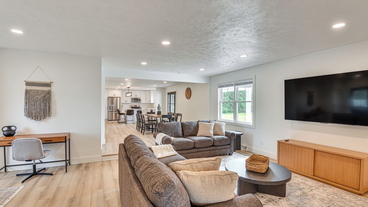 Photo of Livingroom in Middlebury