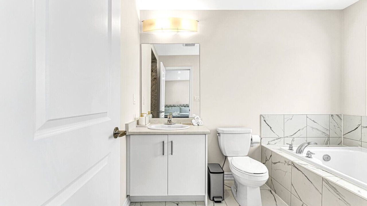 Photo of Bathroom in Thorold