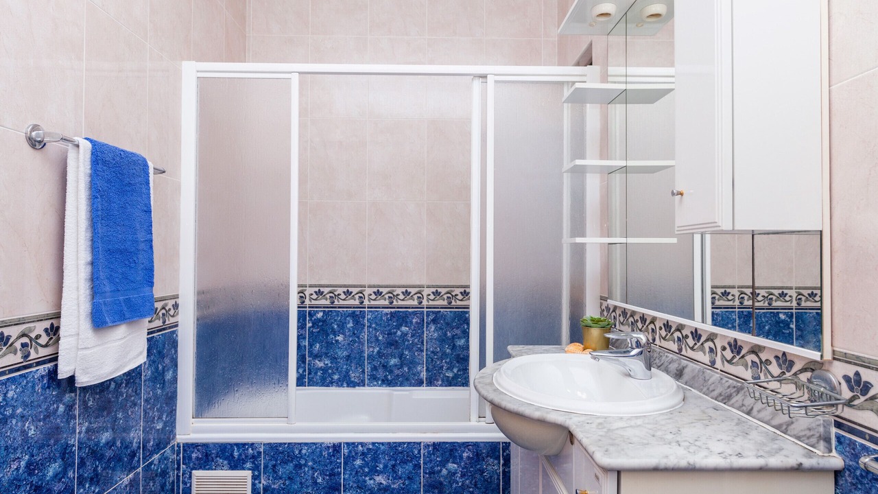 Photo of Bathroom in Montechoro
