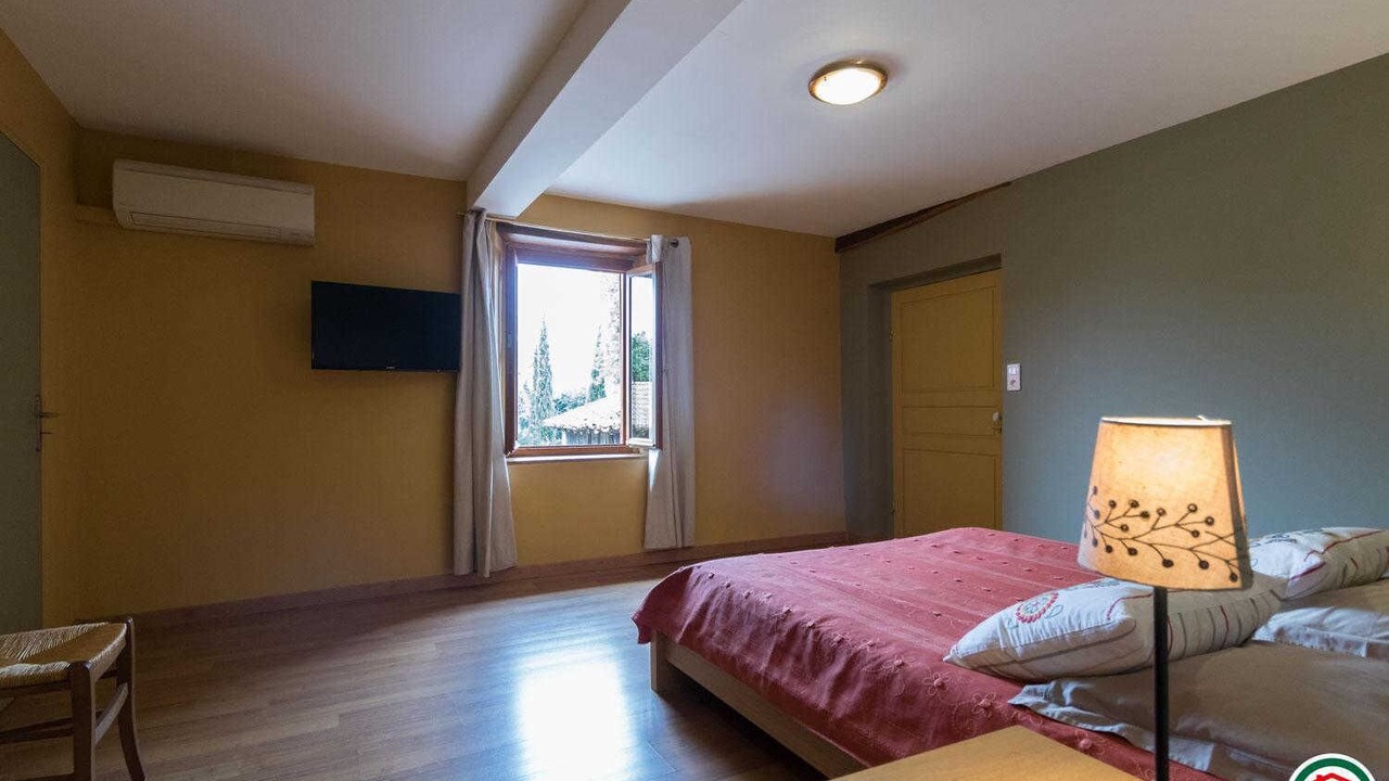 Photo of Bedroom in Saint-Plancard