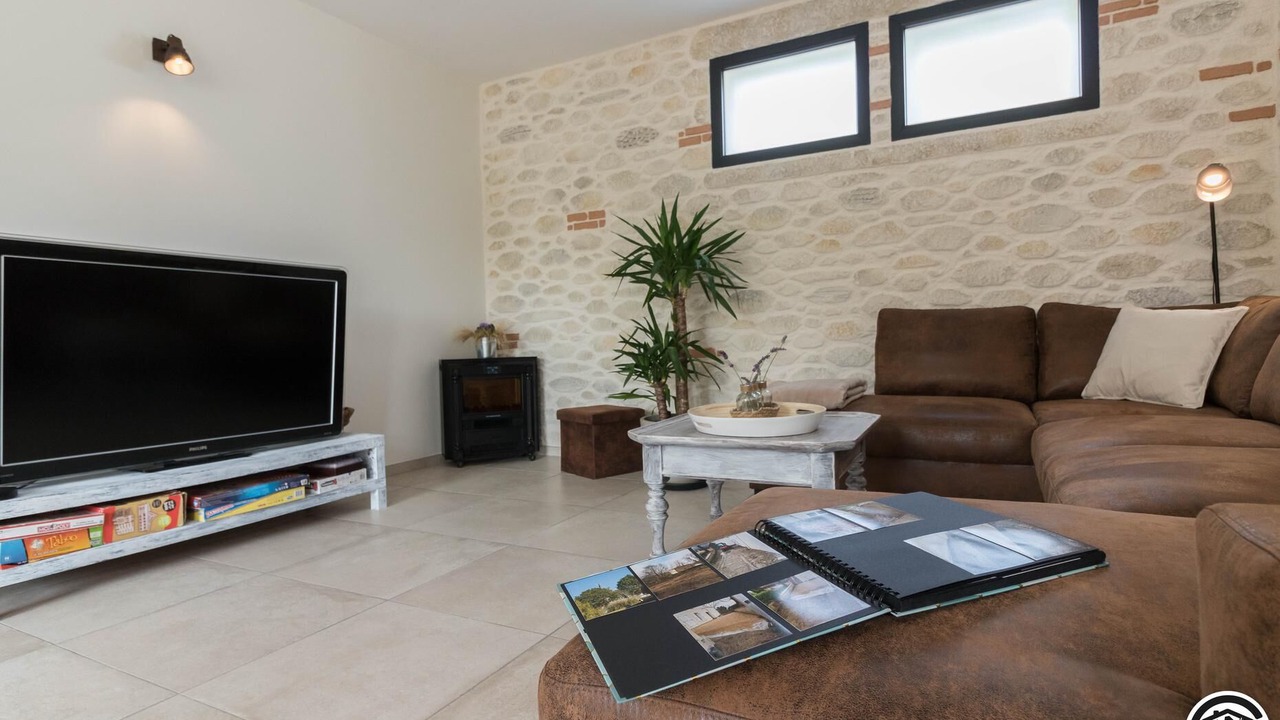 Photo of Livingroom in Caraman