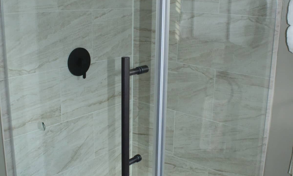 Photo of Bathroom in Westside Connection