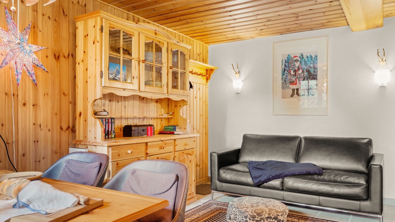 Photo of Livingroom in Taesch