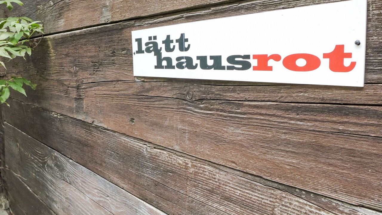 Photo of Others in Taesch