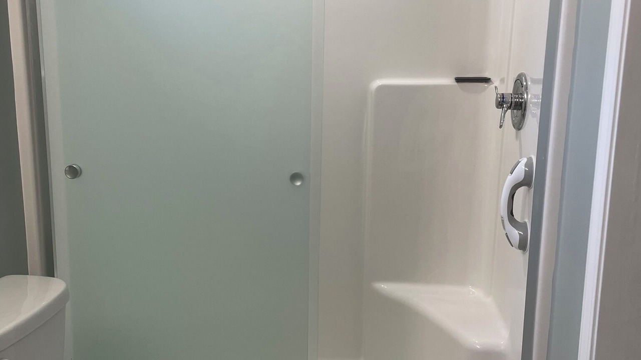 Photo of Bathroom in Kenner - Louis Armstrong International Airport