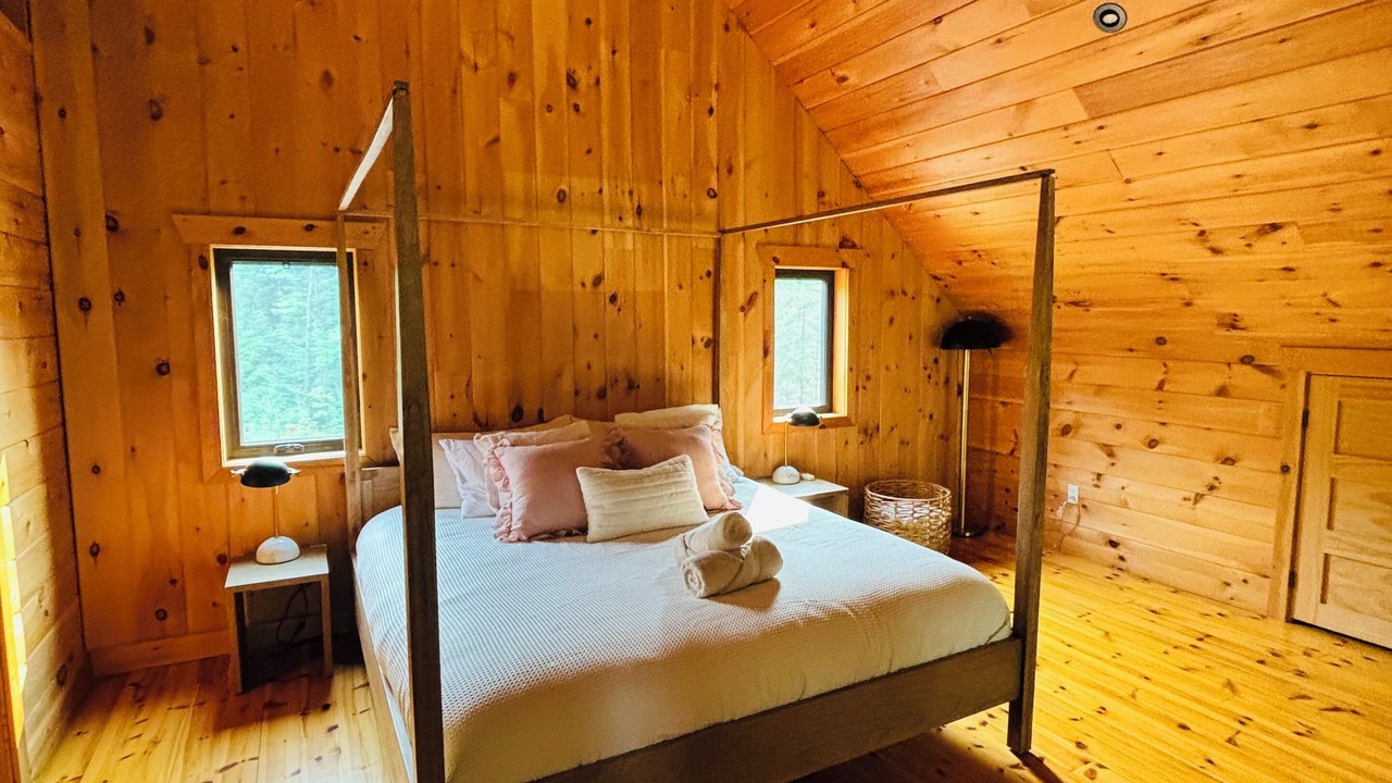 Photo of Bedroom in Pointe-au-Chene