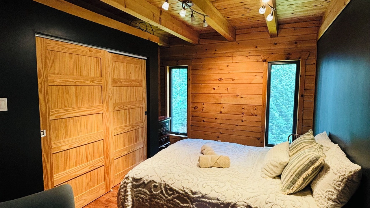 Photo of Bedroom in Pointe-au-Chene