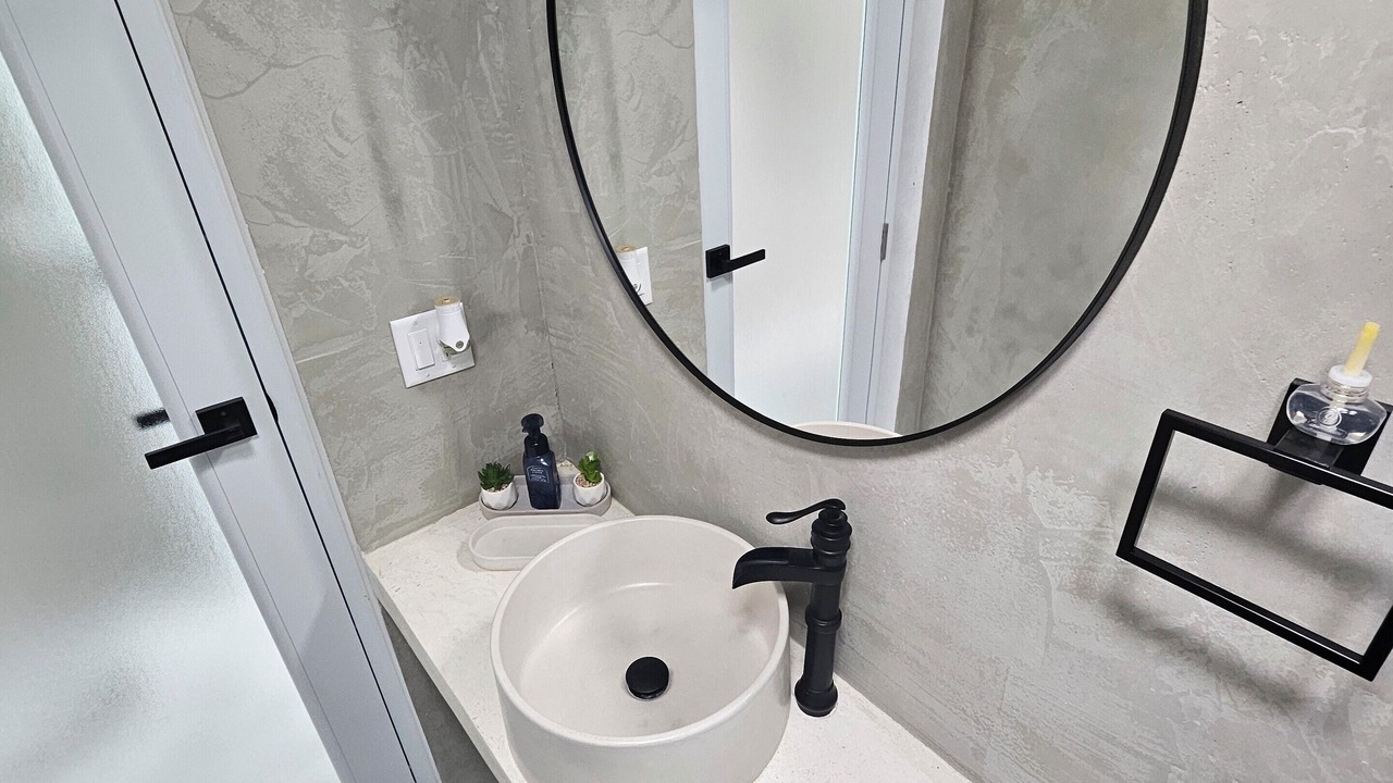 Photo of Bathroom in Camino Nuevo