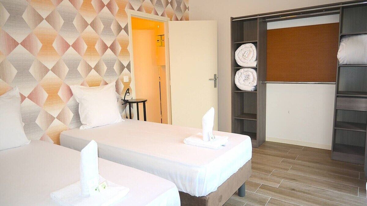 Photo of Bedroom in Le Blanc-Mesnil