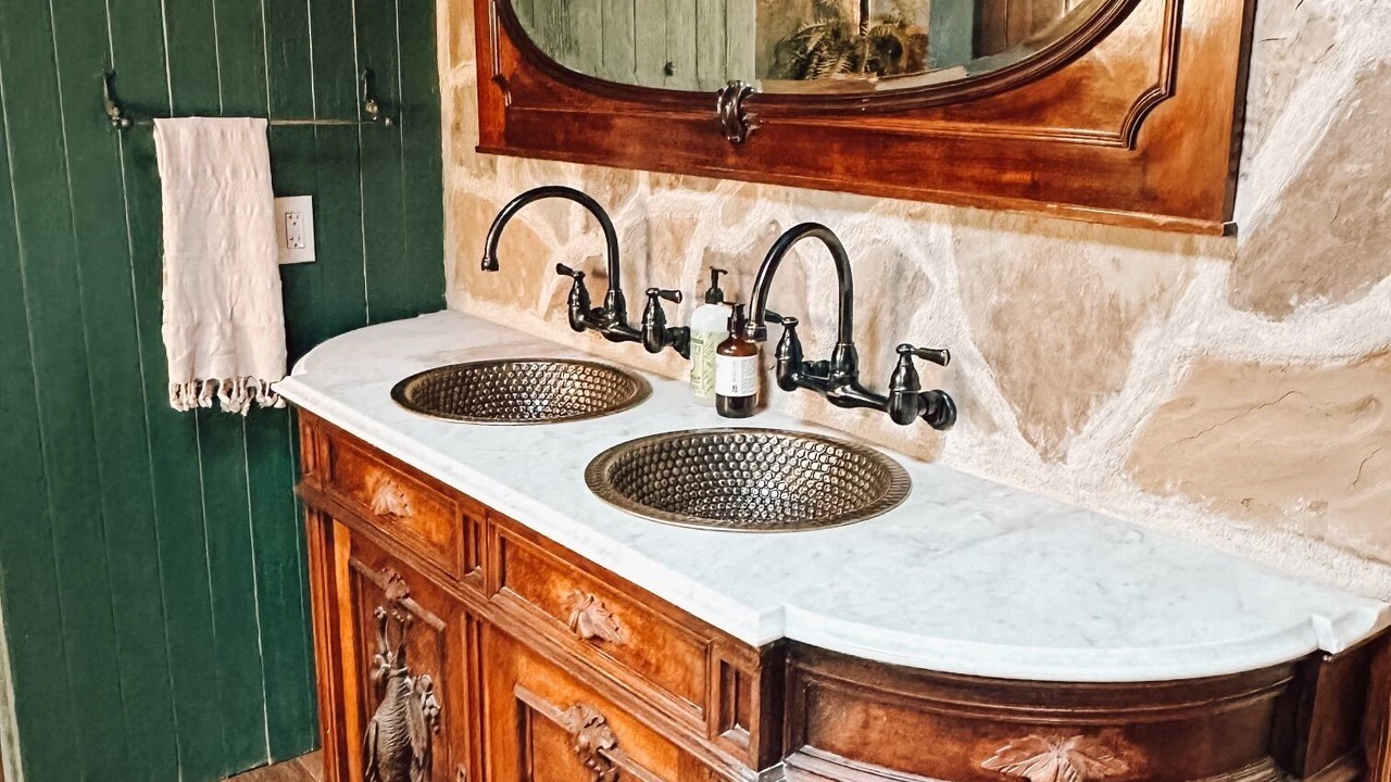 Photo of Bathroom in Los Alamos