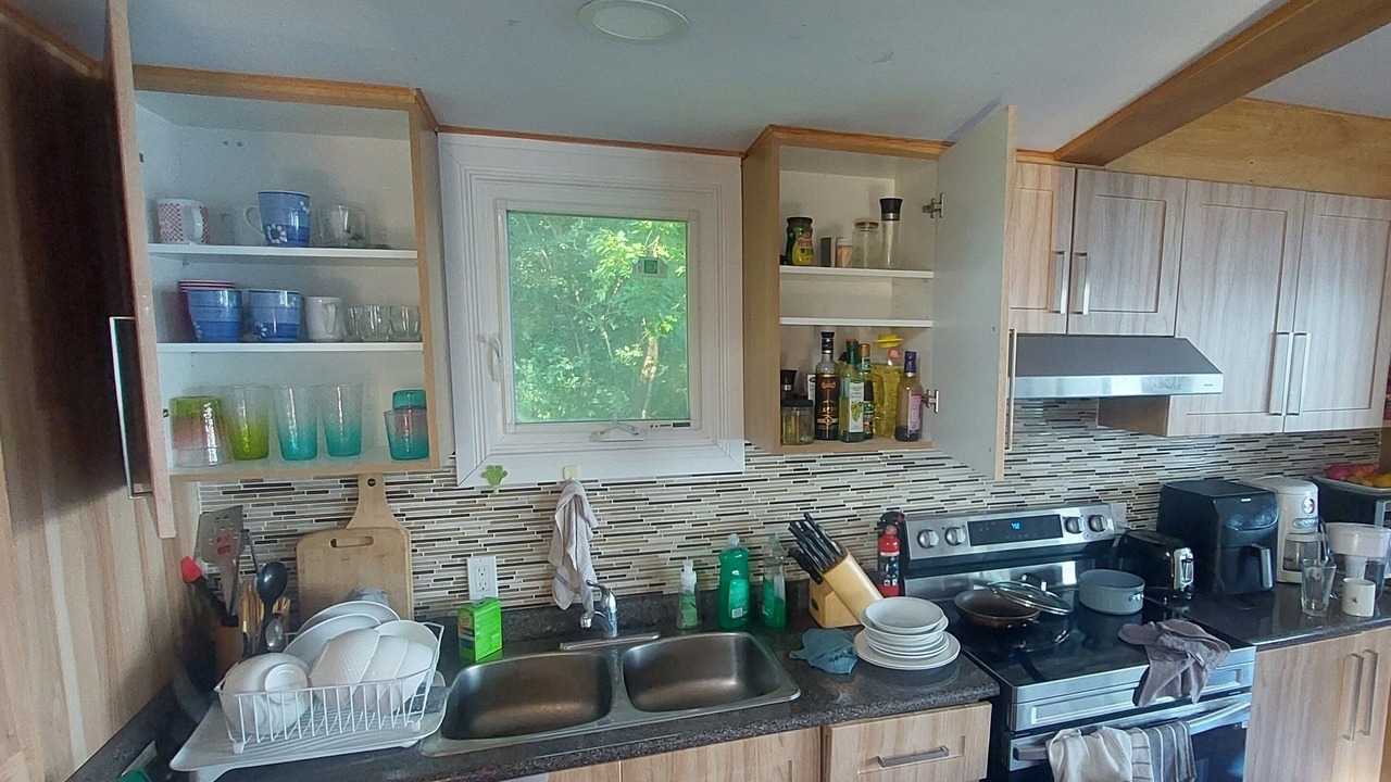 Photo of Kitchen in Scugog