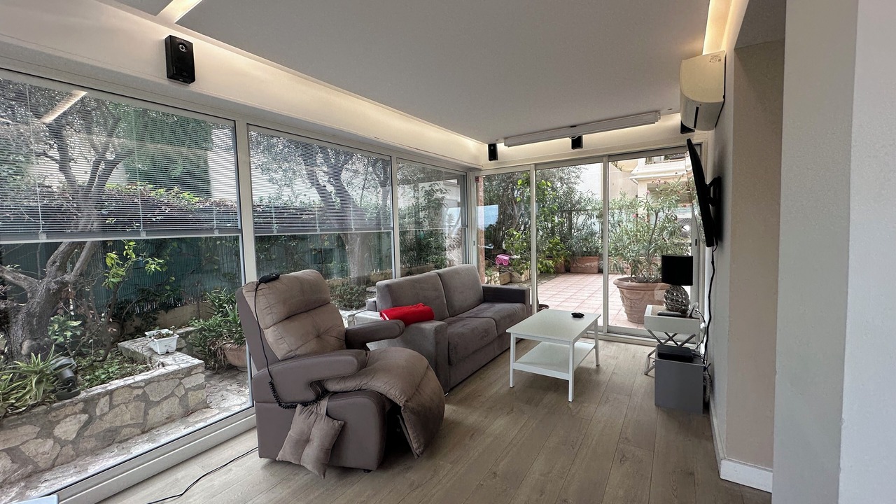 Photo of Livingroom in Cap d'Ail