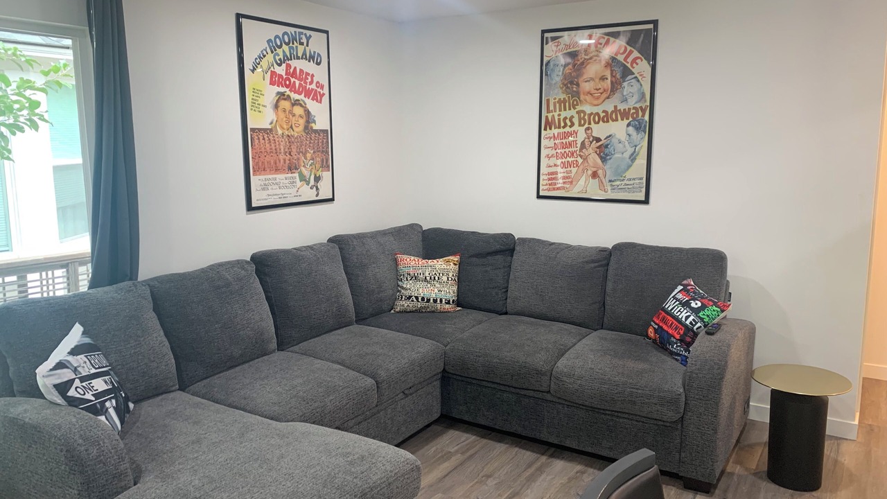 Photo of Livingroom in West Central
