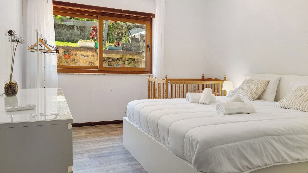 Photo of Bedroom in Linhares de Cima