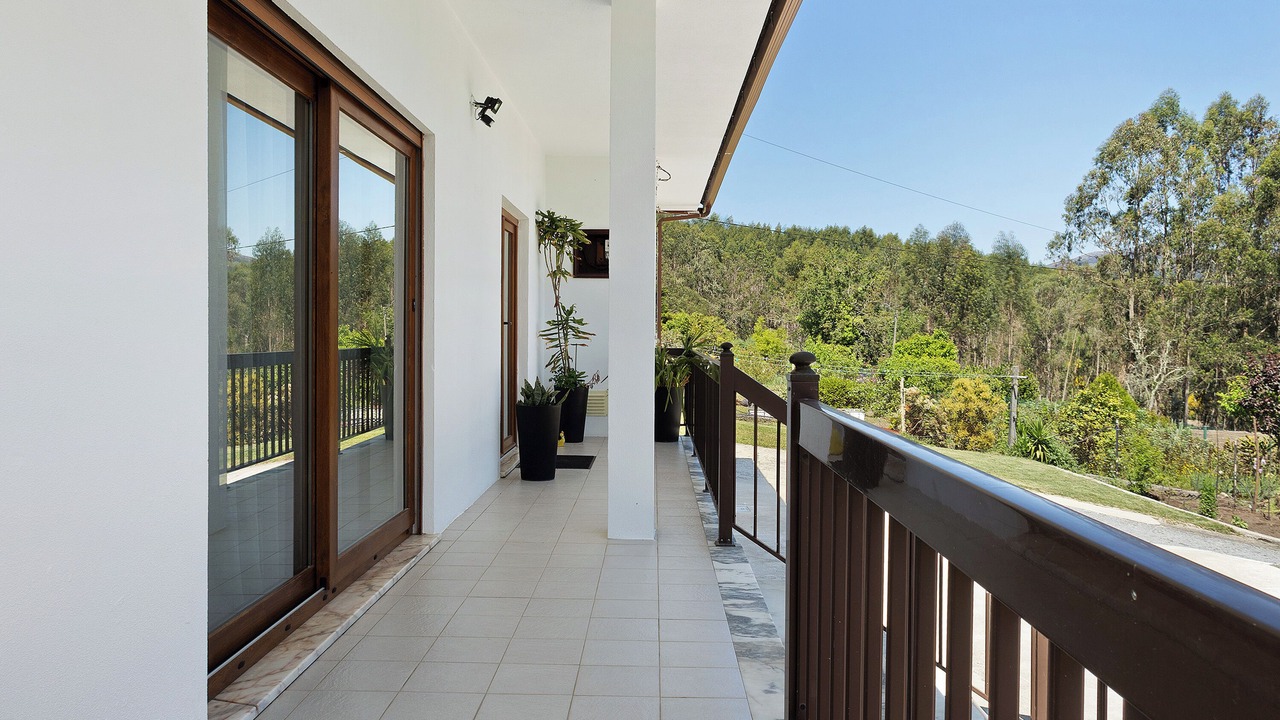 Photo of Patio Balcony in Linhares de Cima