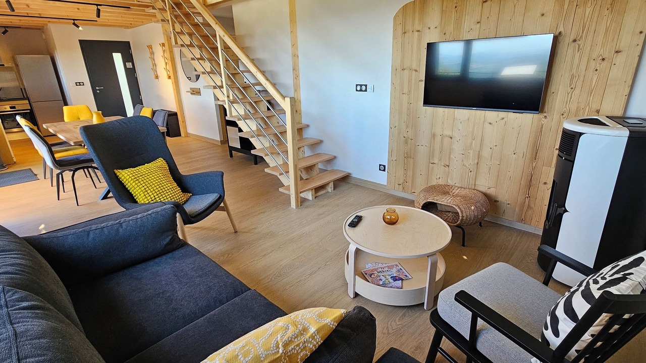 Photo of Livingroom in Queyrieres