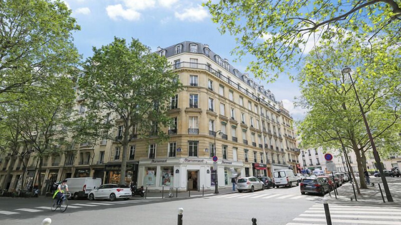 Photo of Others in Auteuil