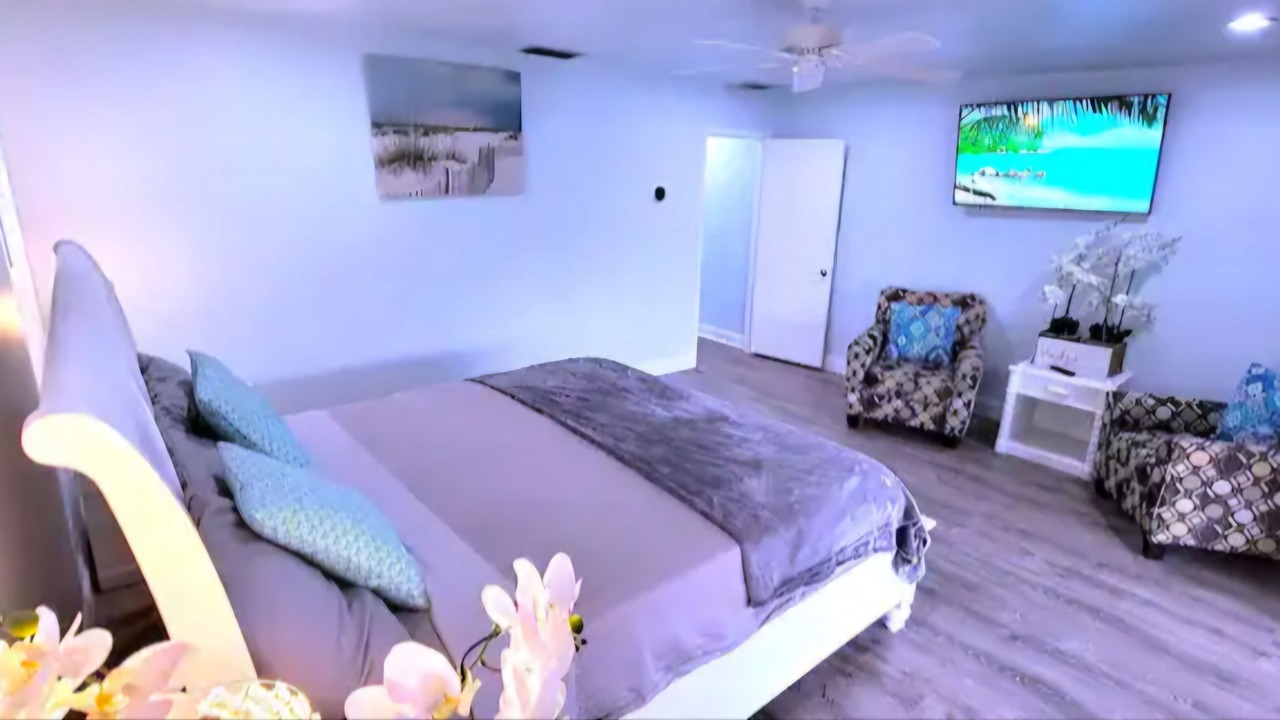 Photo of Bedroom in Siesta Key