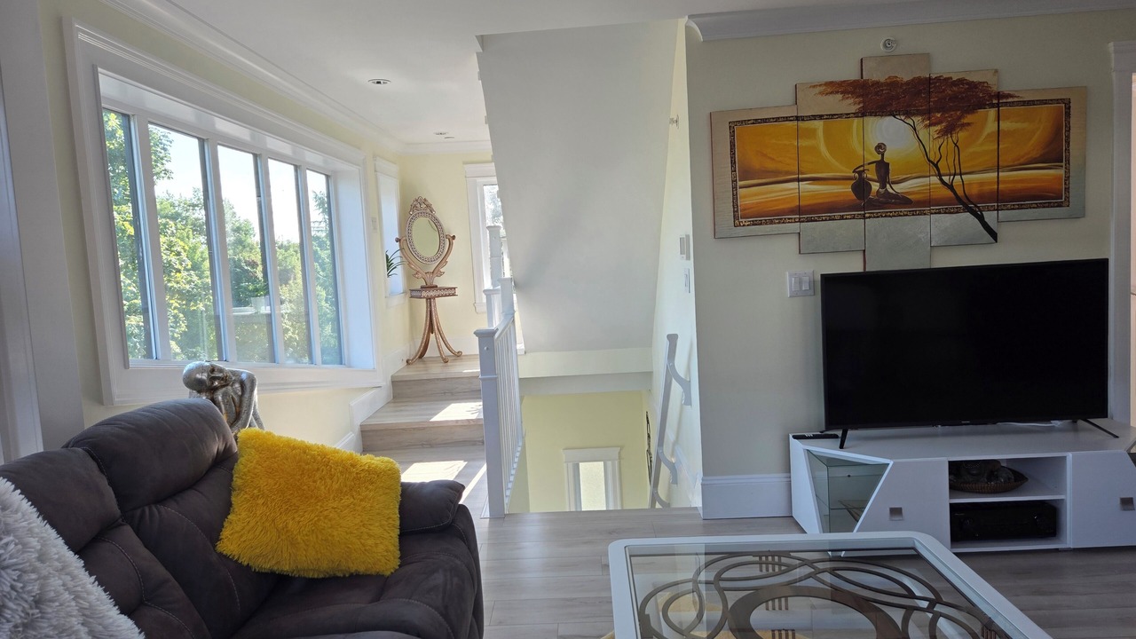 Photo of Livingroom in Knight