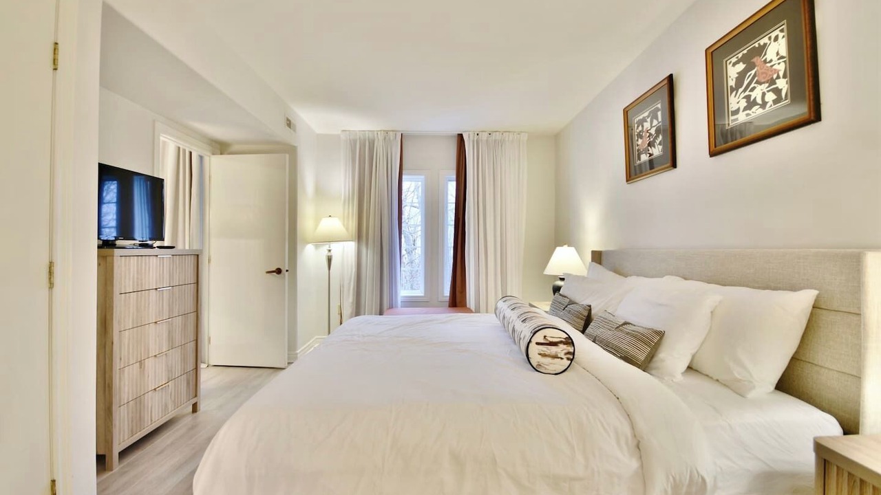 Photo of Bedroom in Oro-Medonte