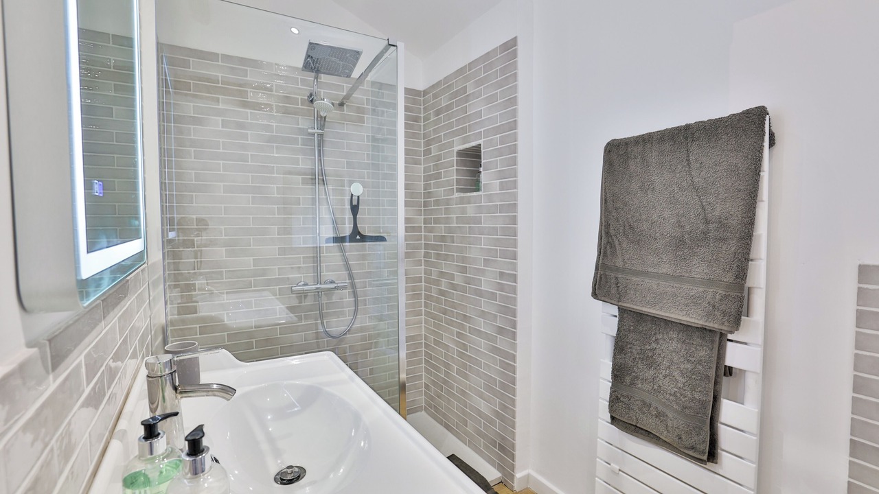 Photo of Bathroom in Saint-Sulpice-de-Cognac