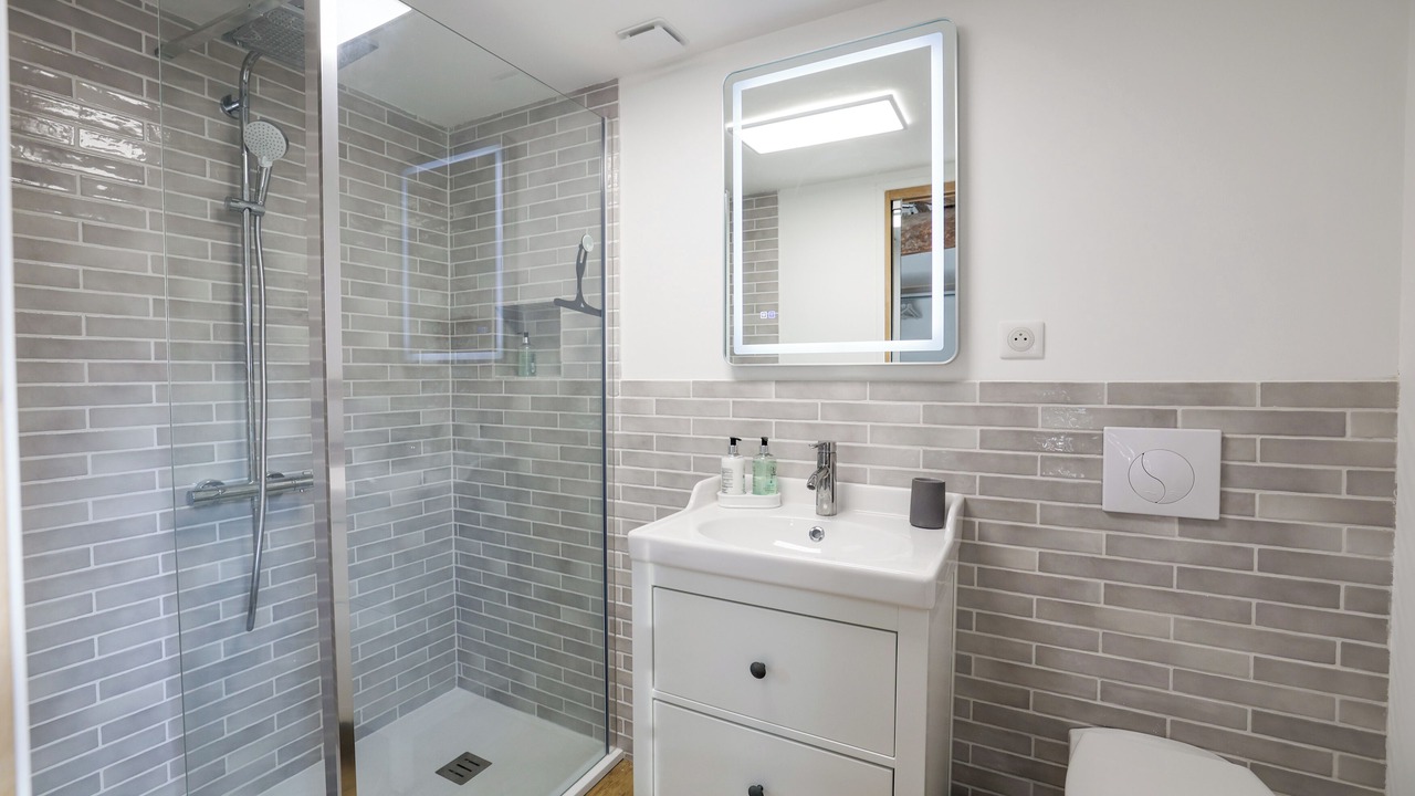 Photo of Bathroom in Saint-Sulpice-de-Cognac