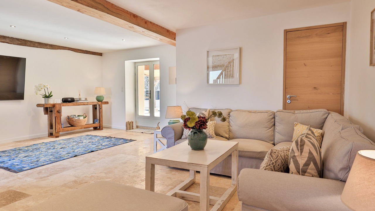 Photo of Livingroom in Saint-Sulpice-de-Cognac