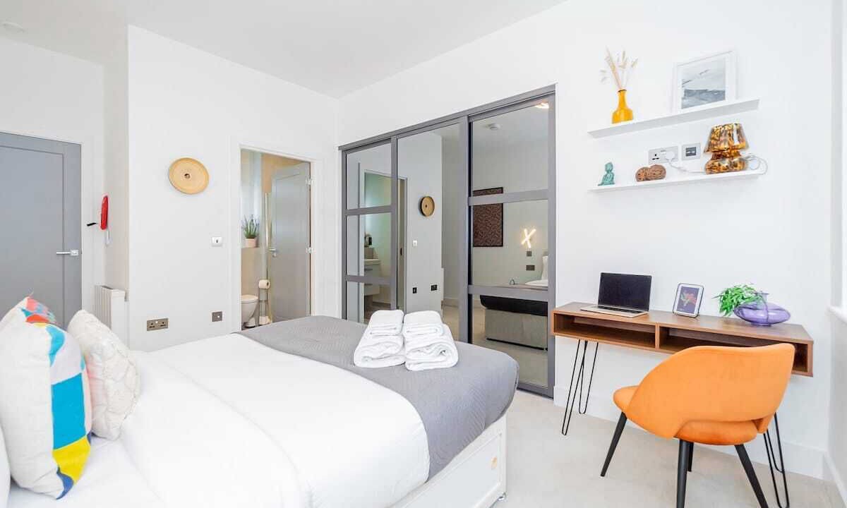 Photo of Bedroom in South Acton