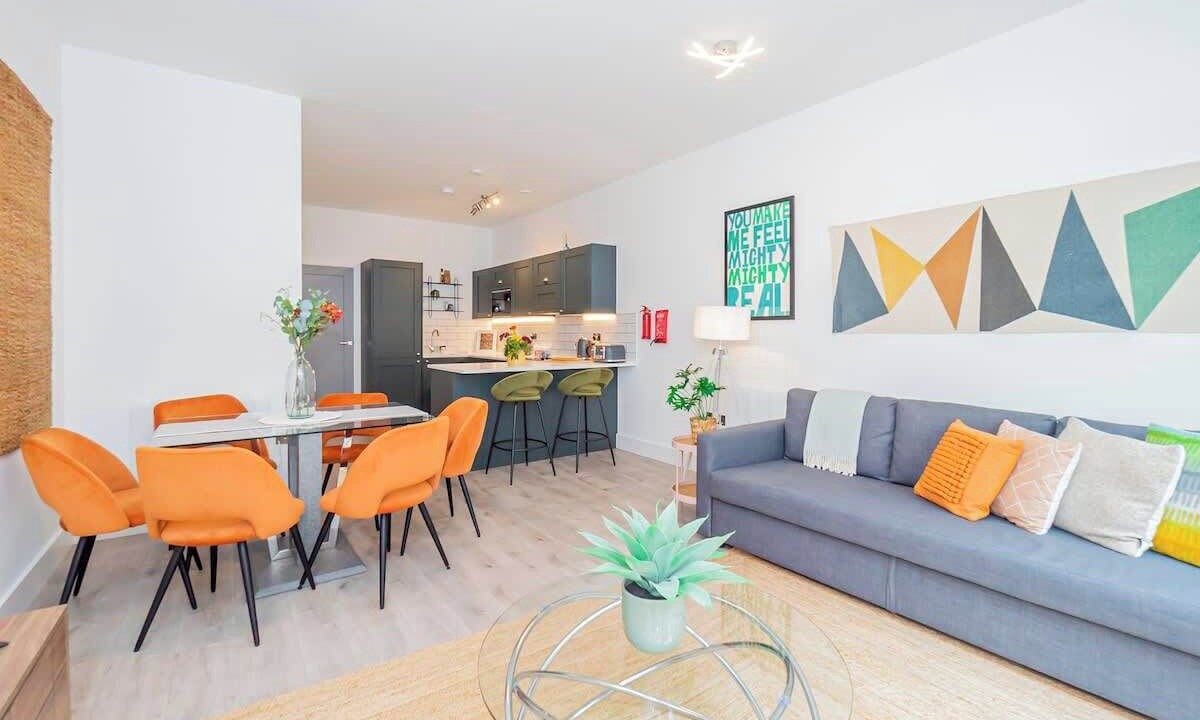 Photo of Livingroom in South Acton