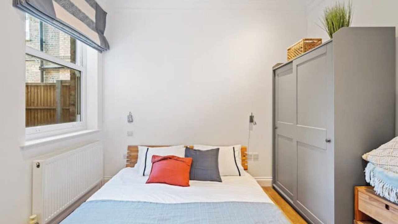 Photo of Bedroom in South Acton
