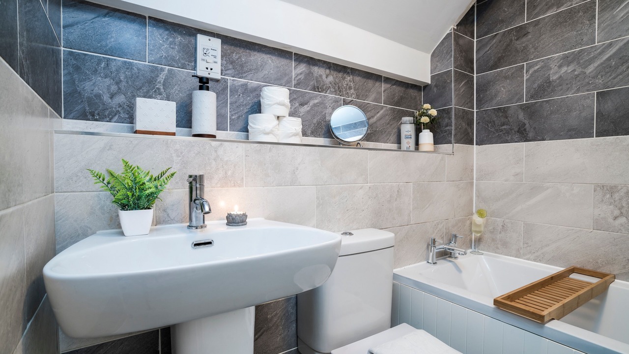 Photo of Bathroom in Buckingham