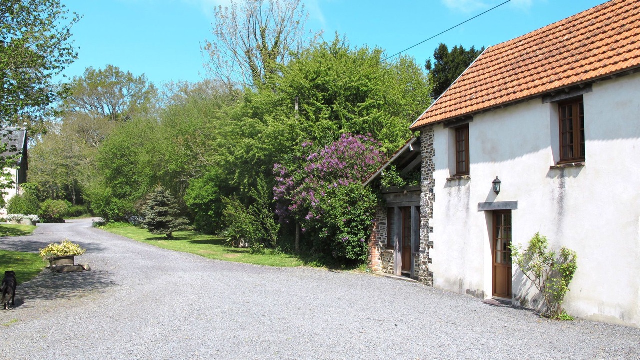 Photo of Others in Savigny