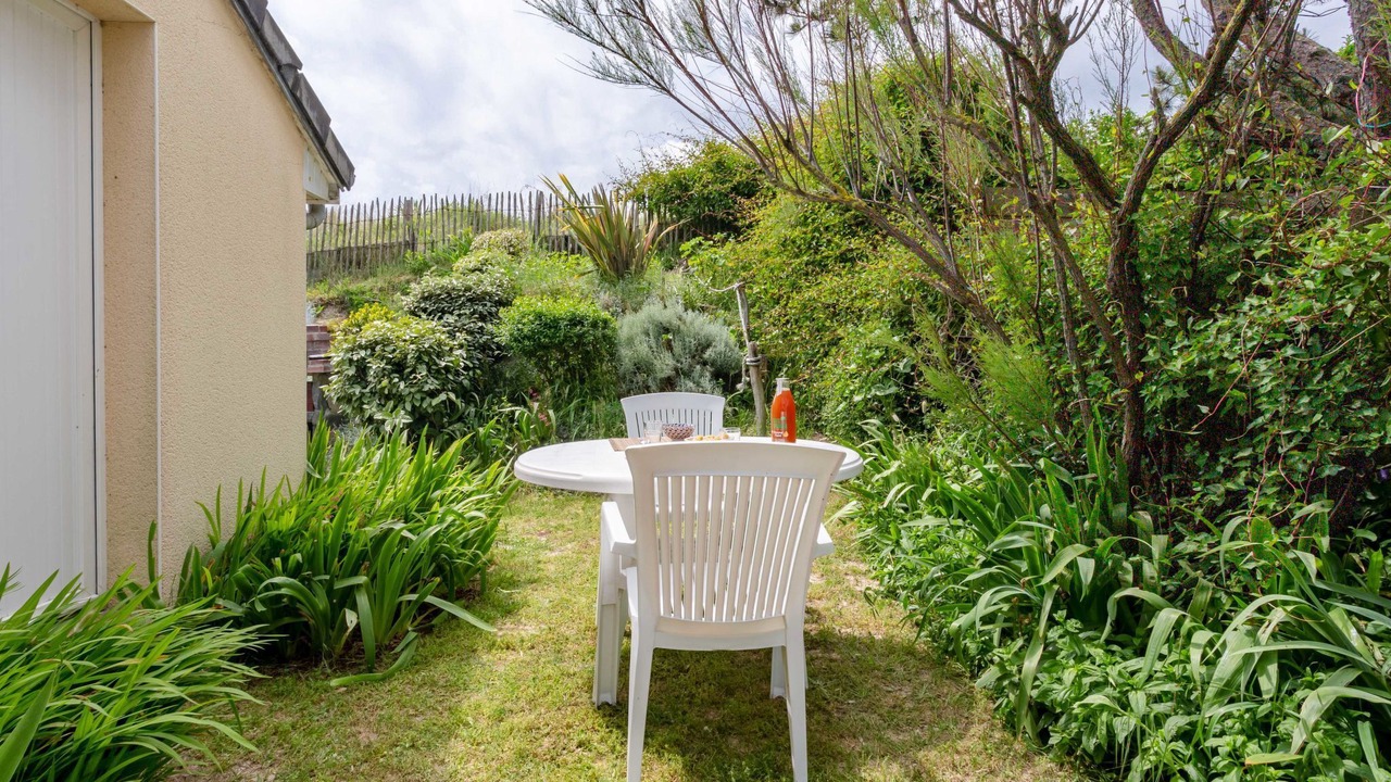 Photo of Outdoor in Surville