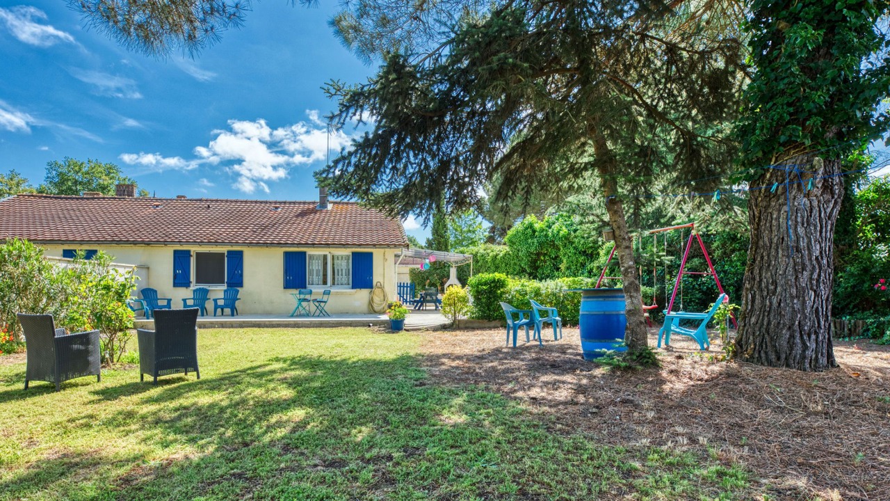 Photo of Others in Jau-Dignac-et-Loirac