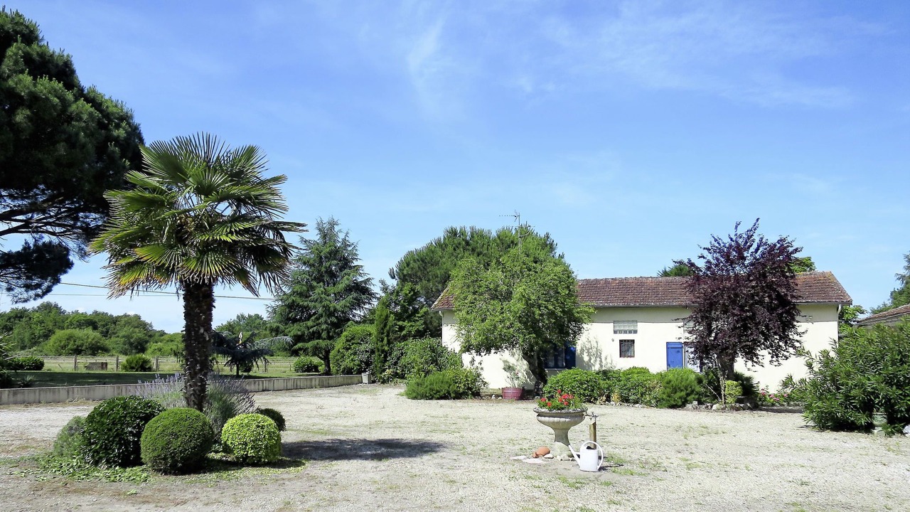 Photo of Others in Jau-Dignac-et-Loirac