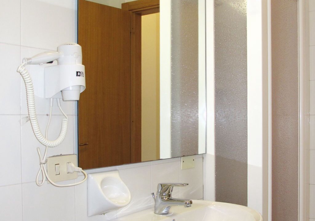Photo of Bathroom in Corno