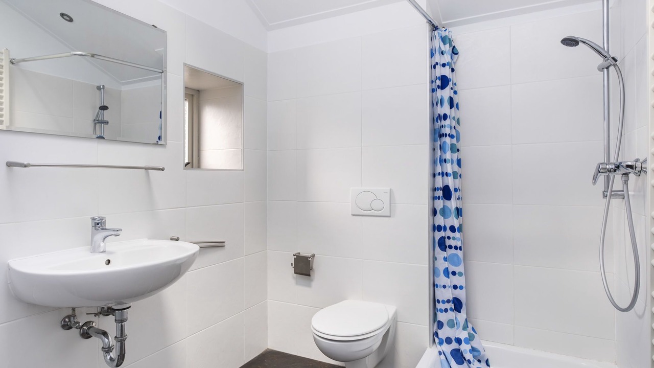 Photo of Bathroom in Schoondijke