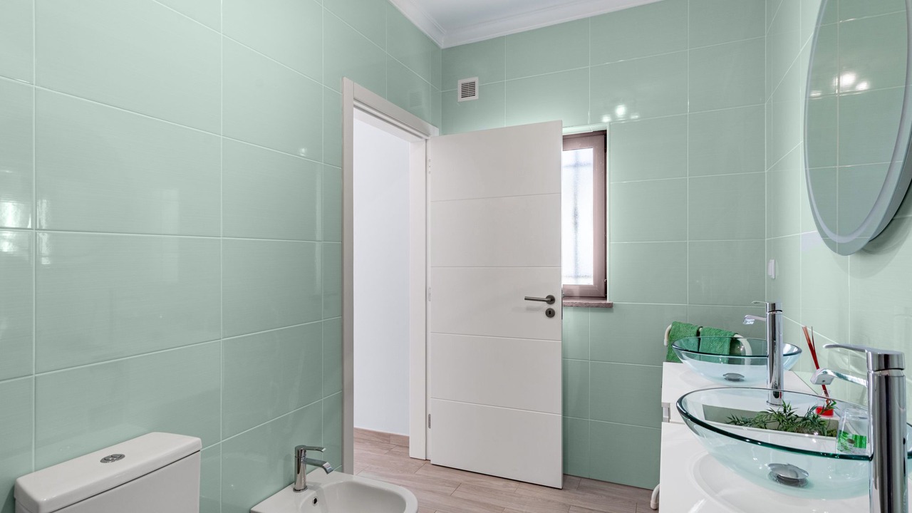 Photo of Bathroom in Estoi