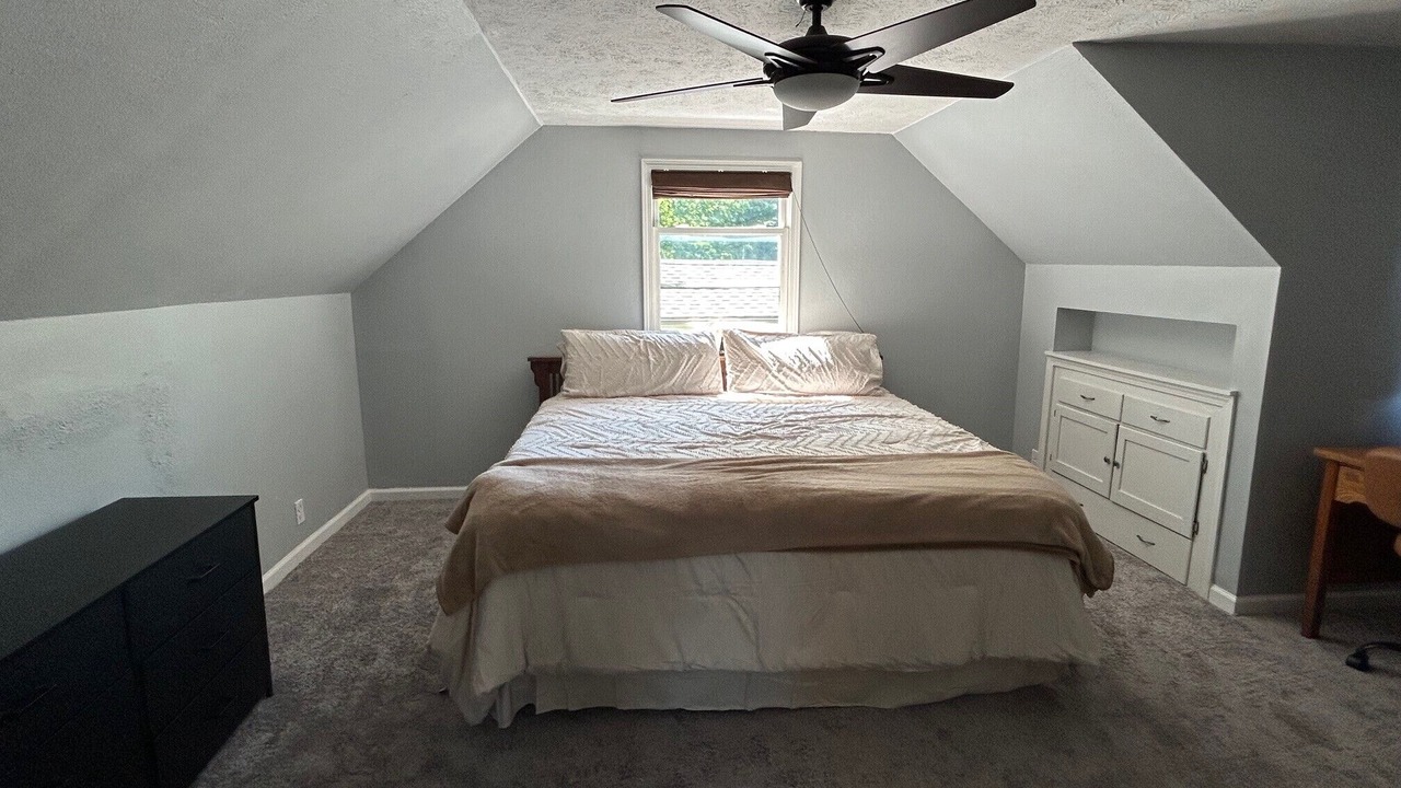 Photo of Bedroom in Eureka