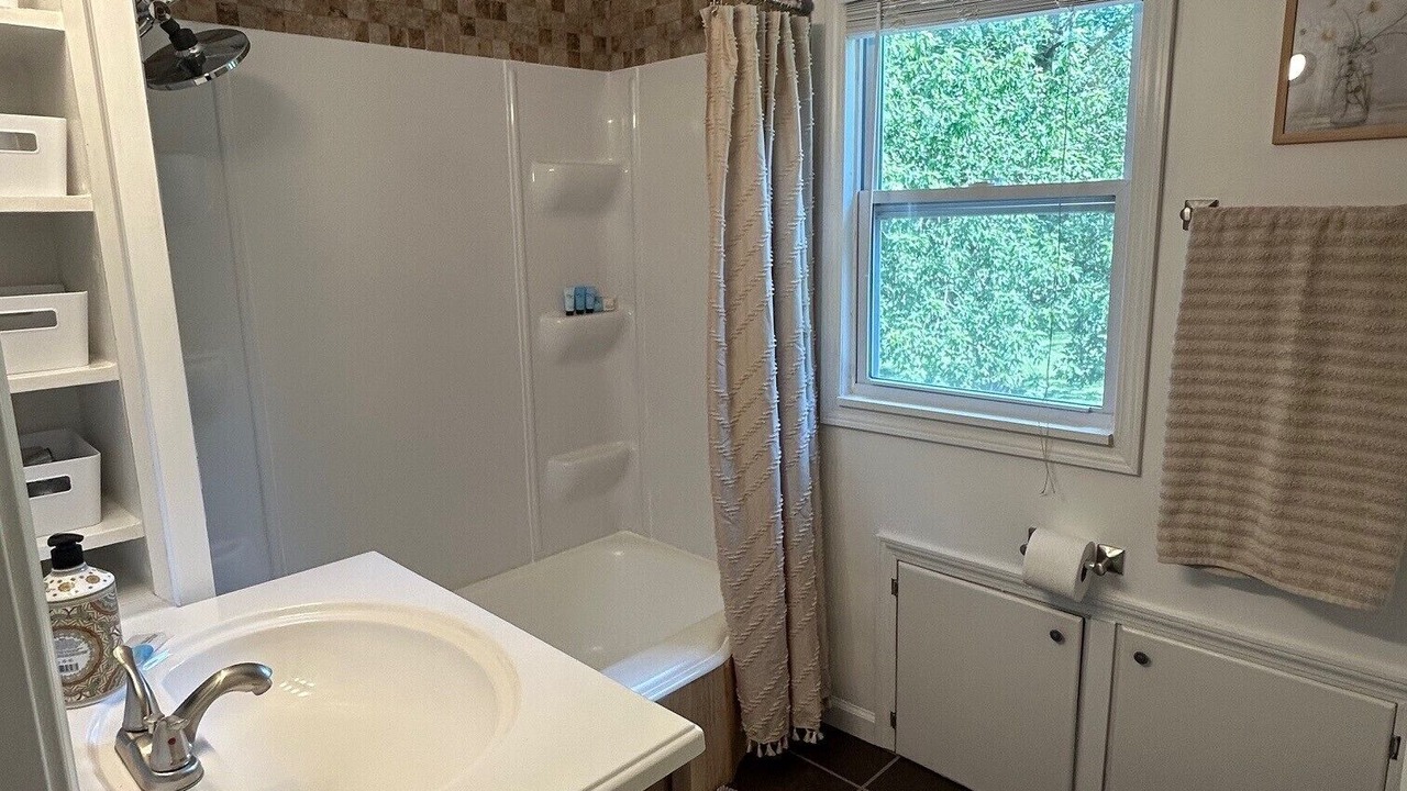 Photo of Bathroom in Eureka