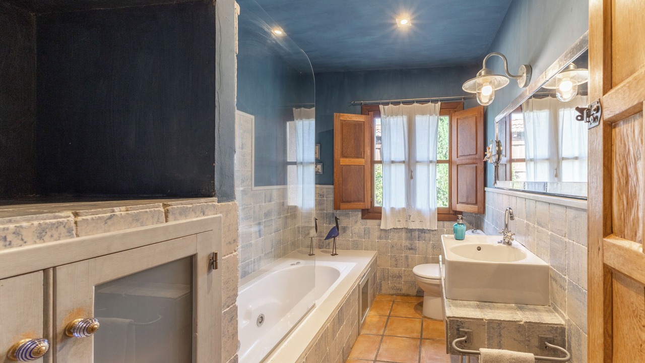 Photo of Bathroom in Espirdo